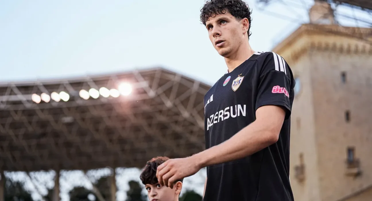 Qarabağ defender Bence Várkonyi earns Hungary call-up